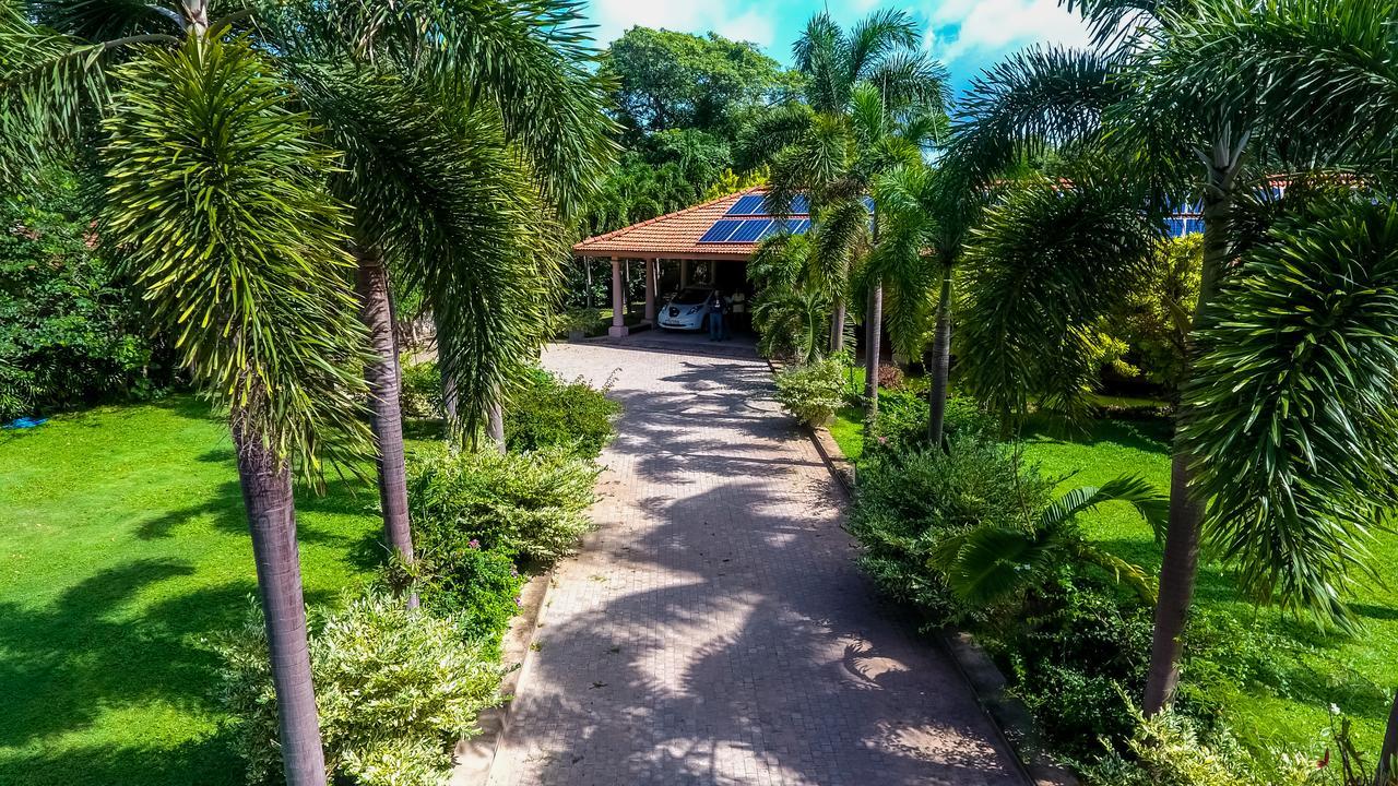 Tropical Villas เนกอมโบ ภายนอก รูปภาพ